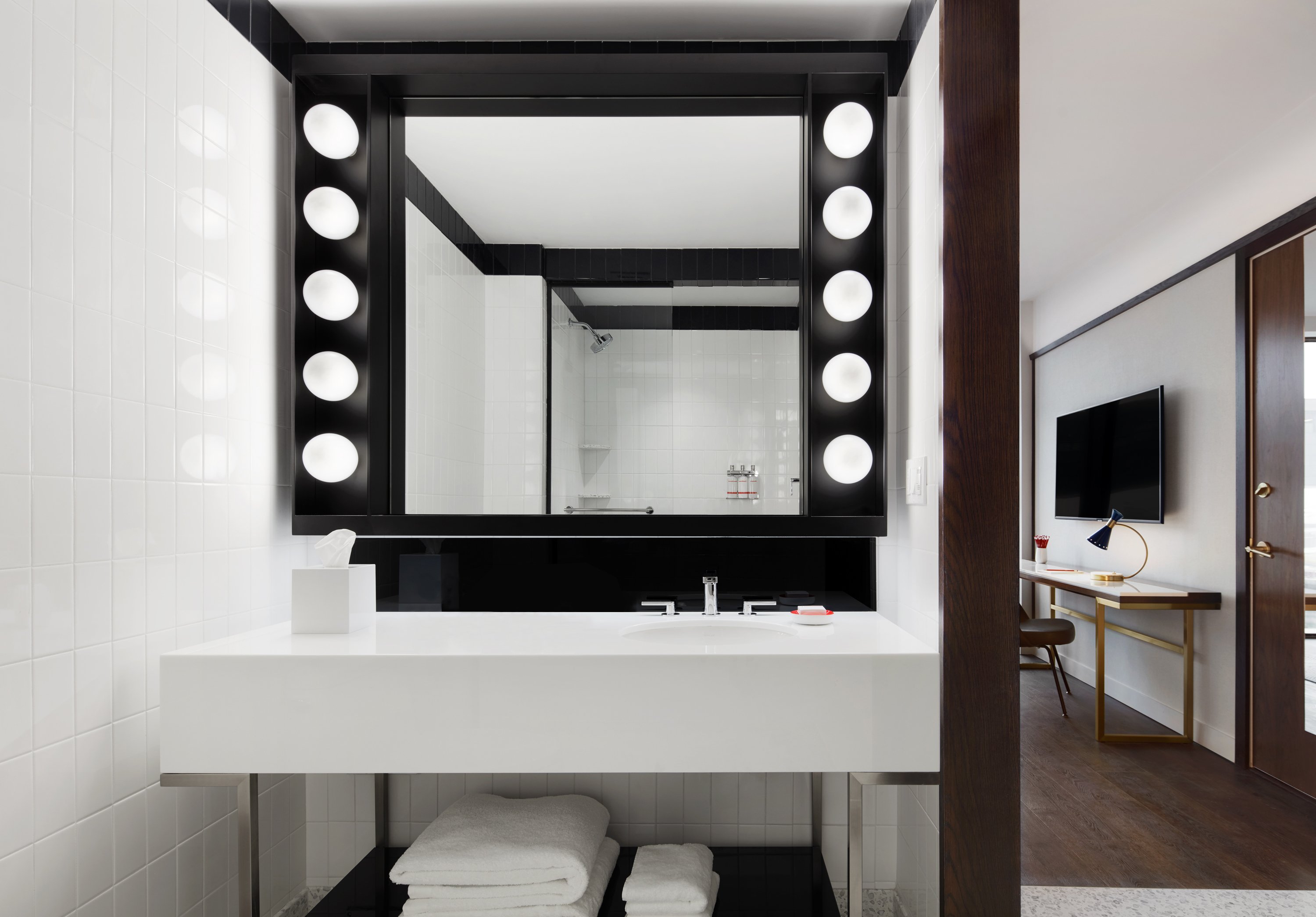 TWA Hotel Deluxe bathroom vanity